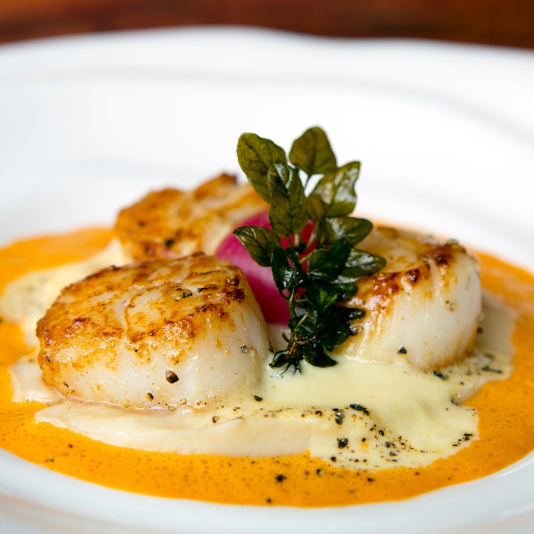 Seared Scallops With Hot Sauce Beurre Blanc - Aroma Culinary